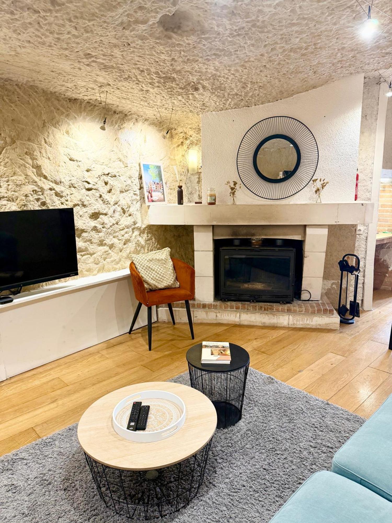 Troglodyte Du Petit Coteau Apartman Vouvray Kültér fotó